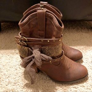 Women’s Boots